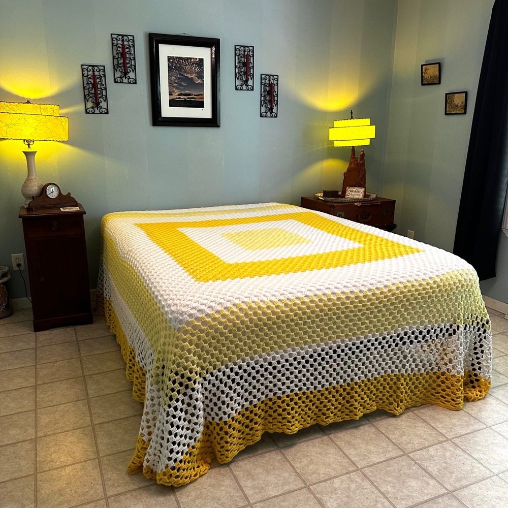 Vintage Handmade Crochet Granny Square Blanket Yellow White X-Large Afghan Throw